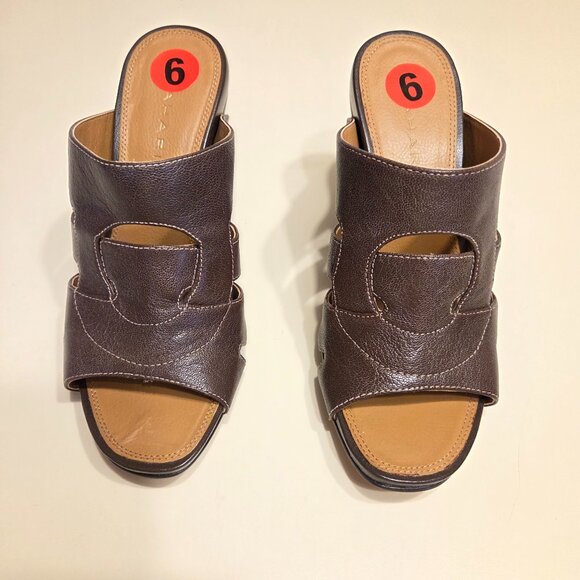 Tahari-Norwich Espresso Shoes - Picture 2 of 5